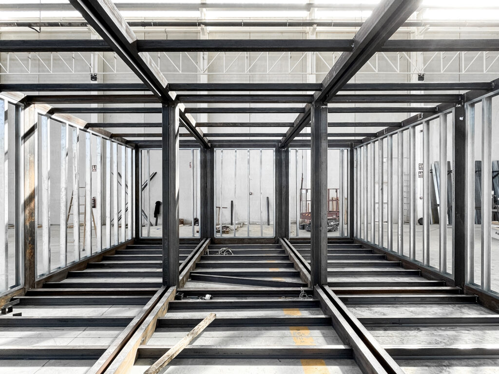 Construction structure